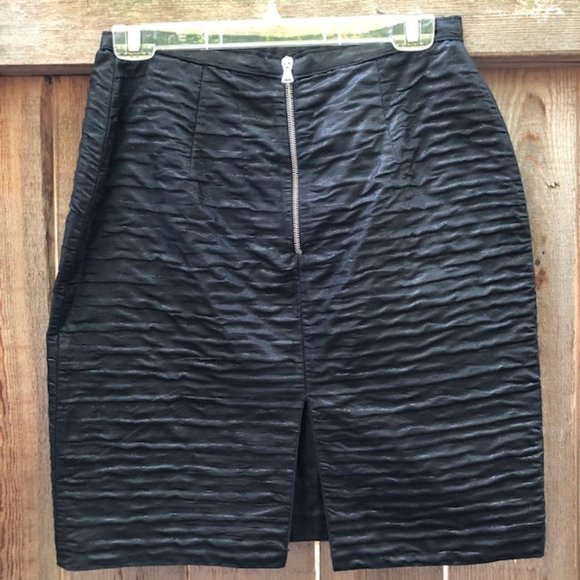 Stunning Dolce & Gabbana Metallic Black‎ Pencil Skirt Sz 42 (US 6) - EUC - Picture 2 of 10